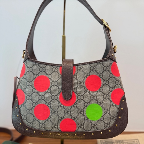 Gucci Jackie 1961 GG Supreme Shoulder Bag with 2 strap options - Picture 10 of 16